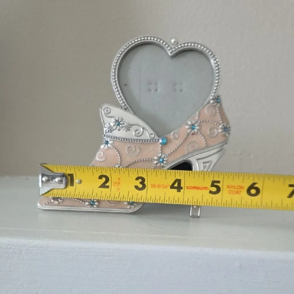 Elegant Silver and Cream Decorative Shoe Frame
